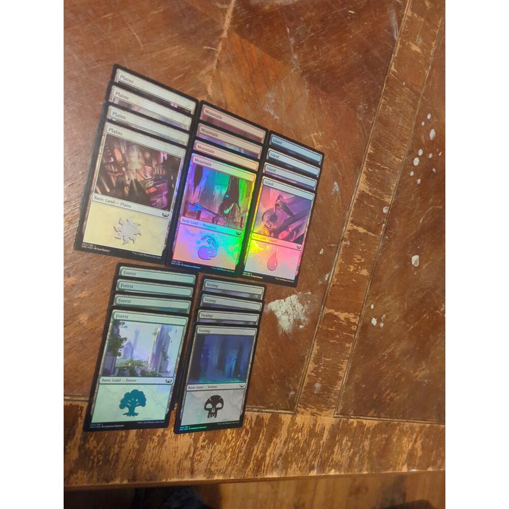 20 X foil lands streets of new capenna Mtg